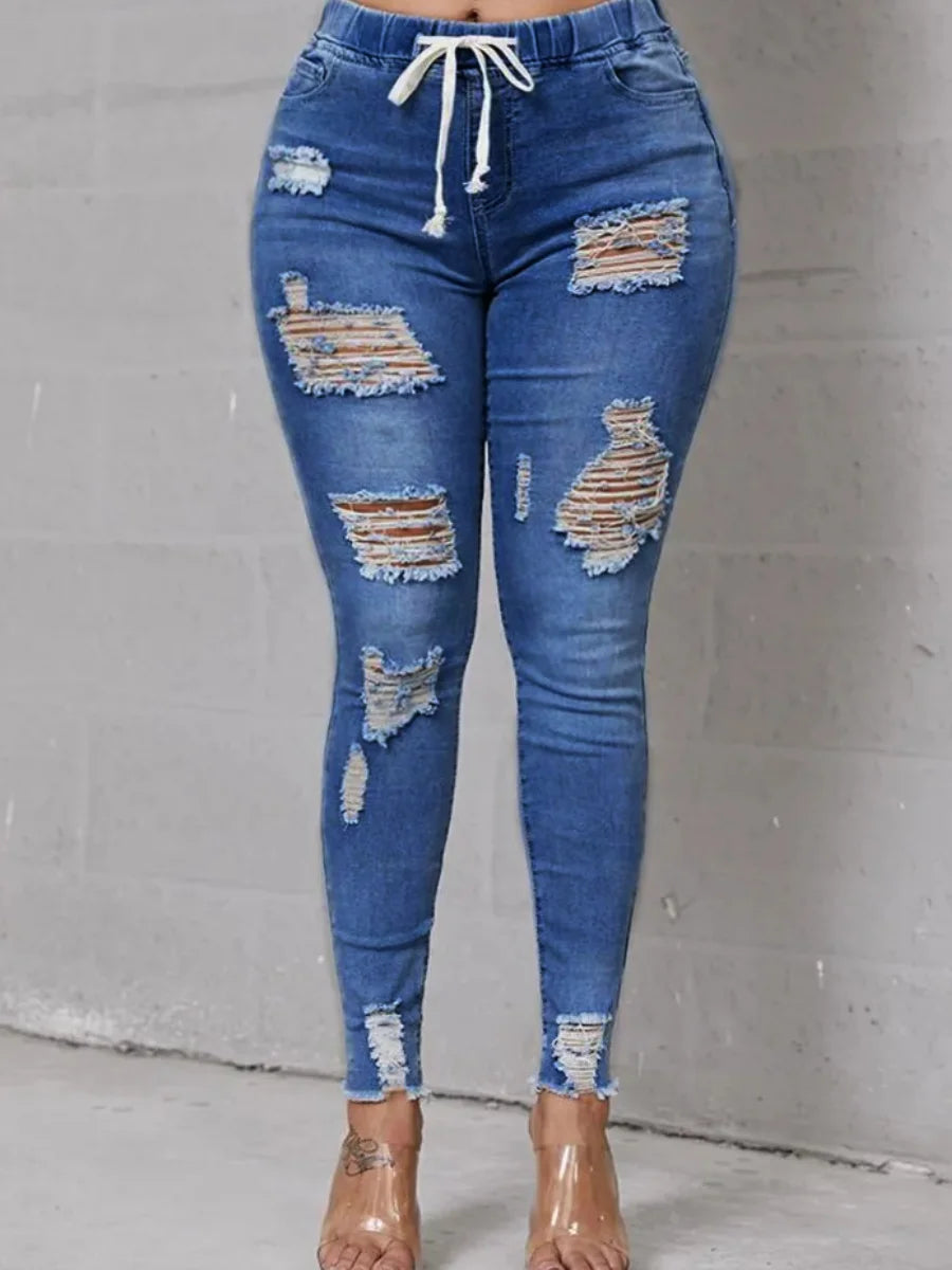 Mid-Rise Stretchy Distressed Jeans