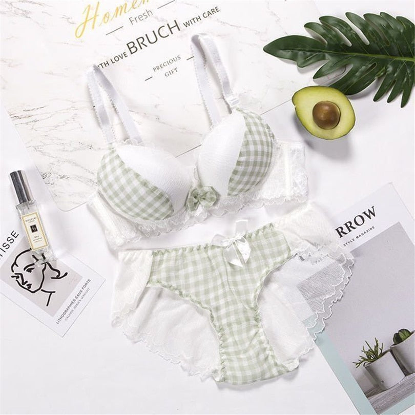 Vintage Push Up Bra Set